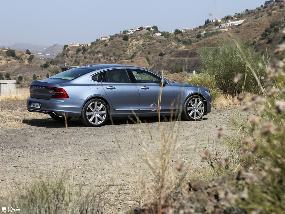 2016ֶS90() 2.0T T6 AWD