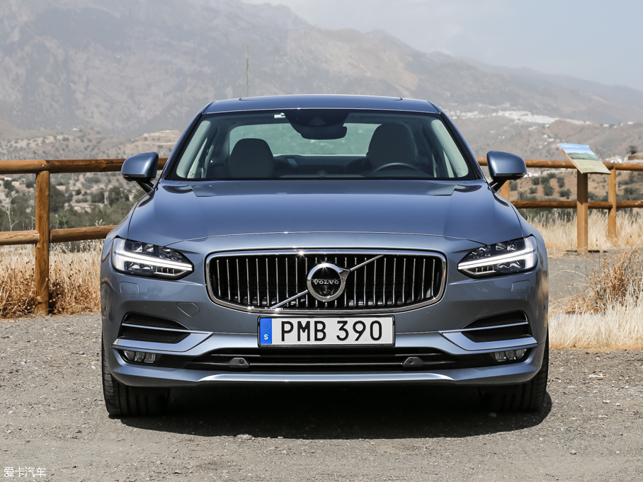 2016���֠���S90(�M��) 2.0T T6 AWD�����