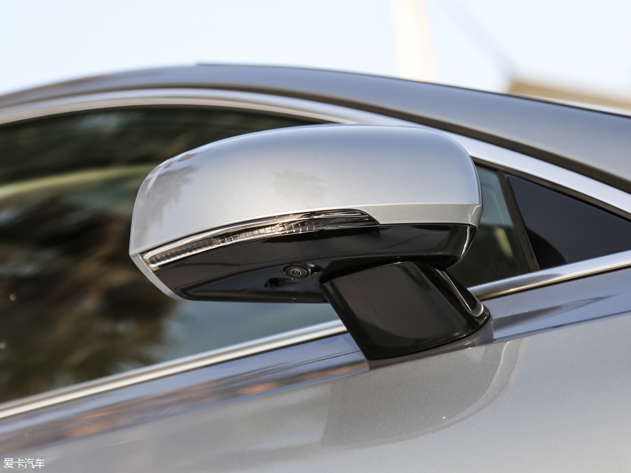 2016���֠���S90(�M��) 2.0T T6 AWD�����