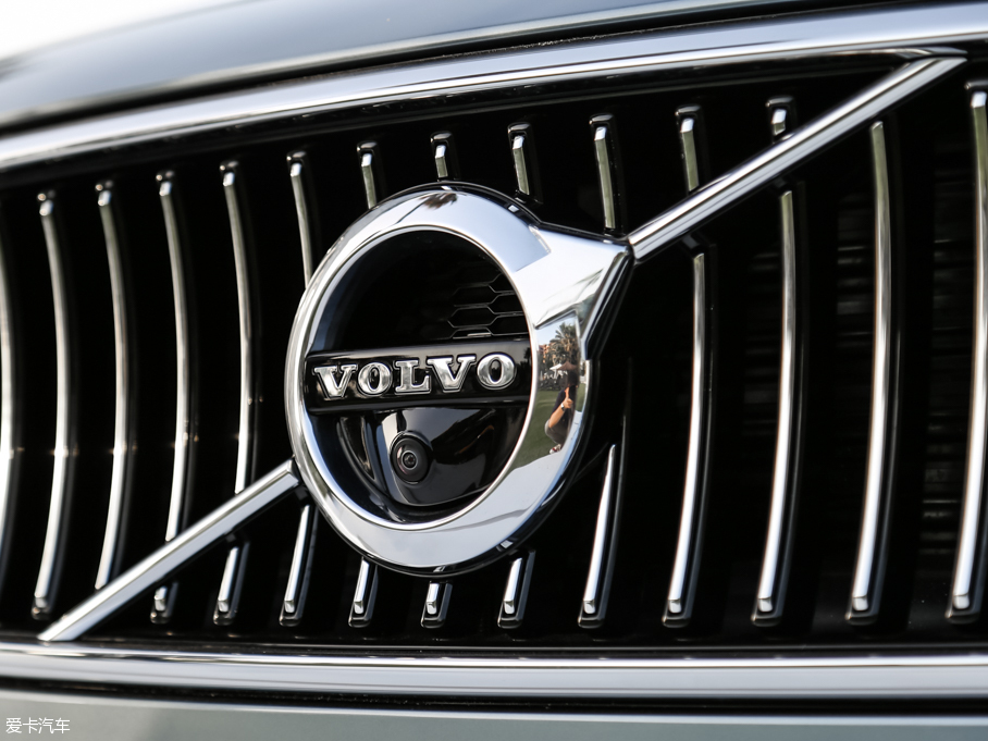 2016֠S90(M) 2.0T T6 AWD