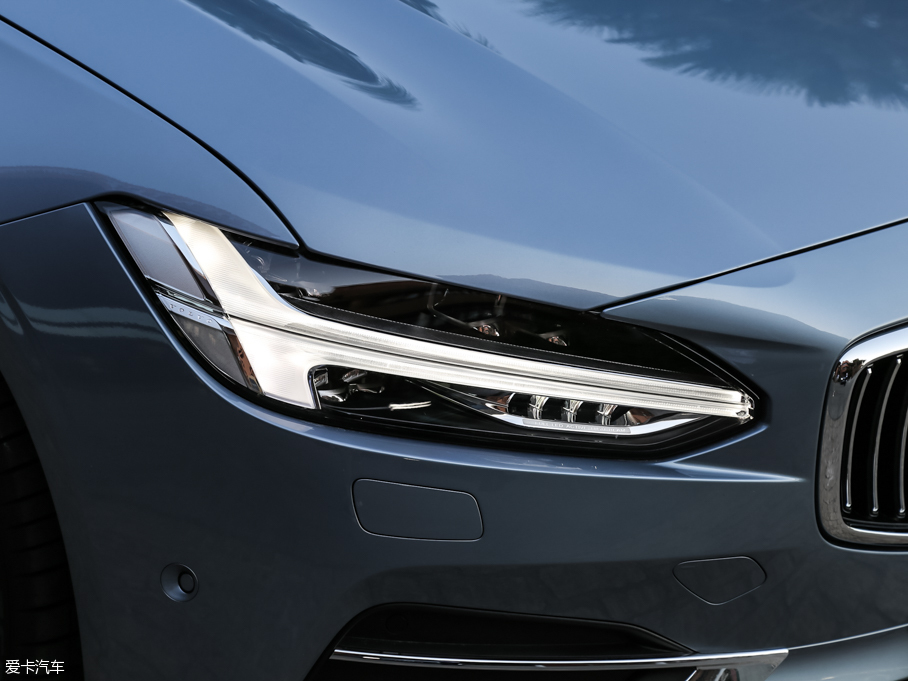 2016֠S90(M) 2.0T T6 AWD