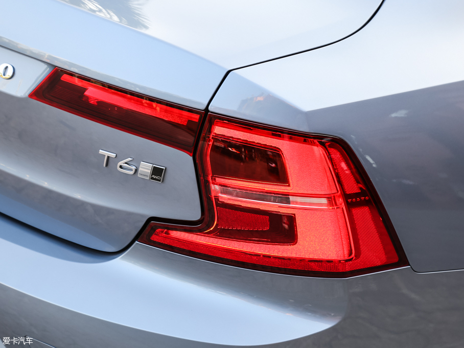 2016֠S90(M) 2.0T T6 AWD