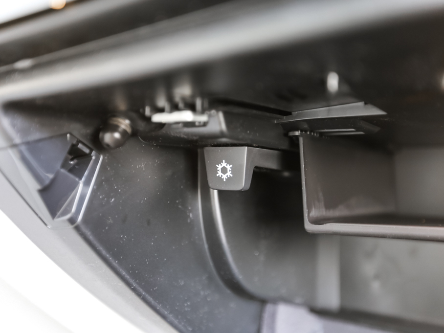 2016���֠���S90(�M��) 2.0T T6 AWD�����