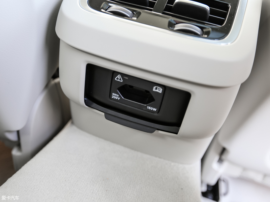 2016֠S90(M) 2.0T T6 AWD