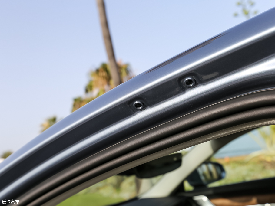 2016֠S90(M) 2.0T T6 AWD