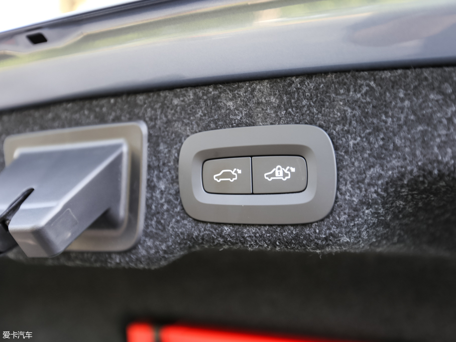 2016���֠���S90(�M��) 2.0T T6 AWD�����