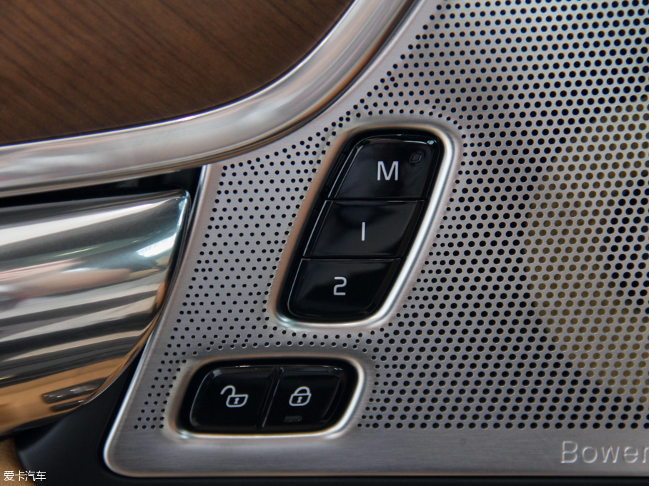 2016֠S90(M) 2.0T T6 AWD