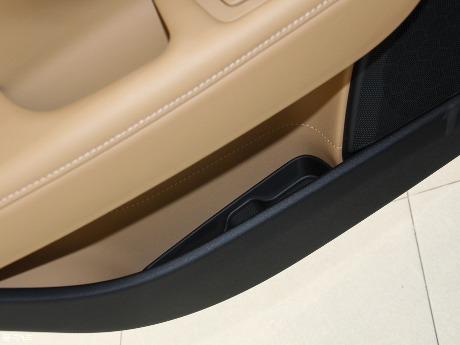 2016֠S90(M) 2.0T T6 AWD