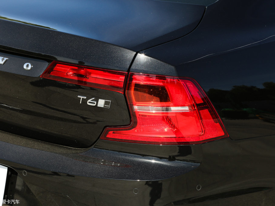 2016֠S90(M) 2.0T T6 AWD