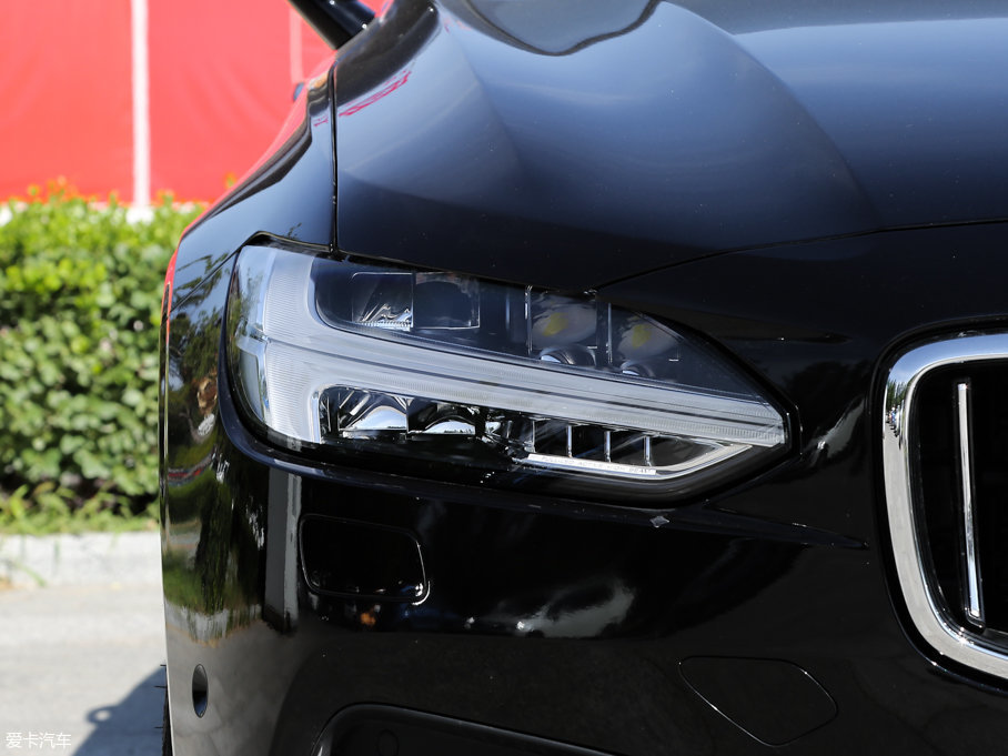 2016֠S90(M(jn)) 2.0T T6 AWD