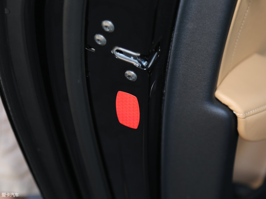 2016֠S90(M) 2.0T T6 AWD