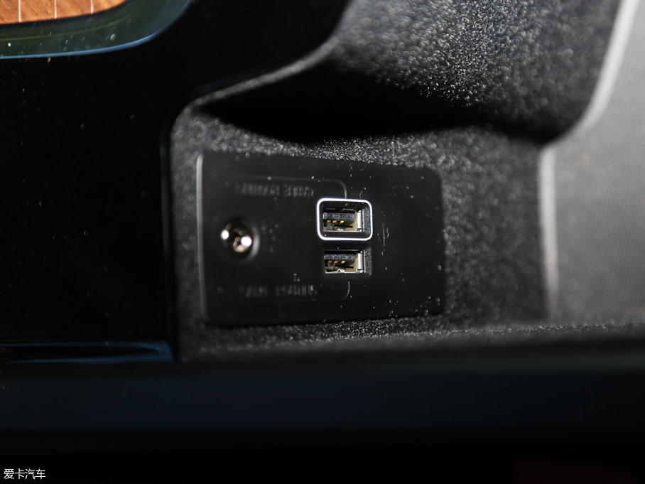 2016���֠���S90(�M��) 2.0T T6 AWD�����