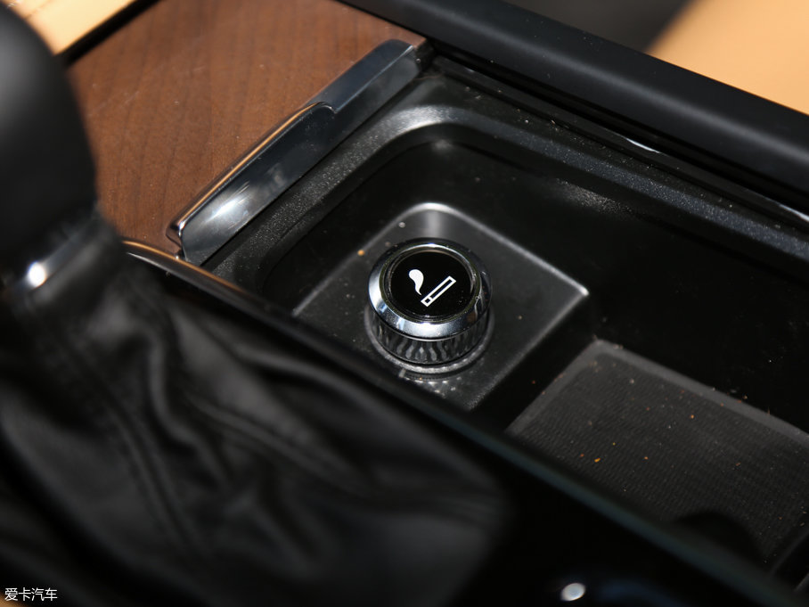 2016֠S90(M) 2.0T T6 AWD