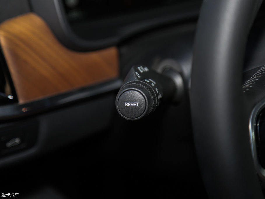 2016֠S90(M) 2.0T T6 AWD