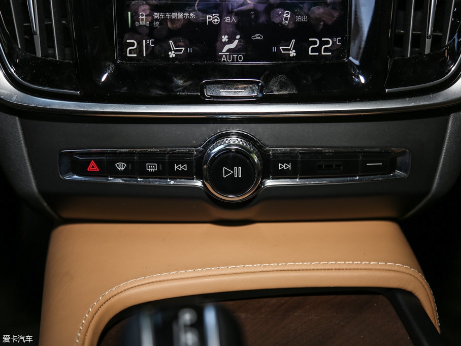 2016֠S90(M) 2.0T T6 AWD