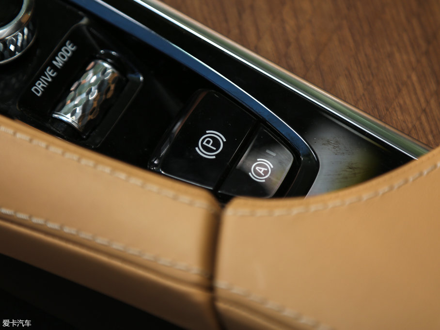 2016֠S90(M) 2.0T T6 AWD