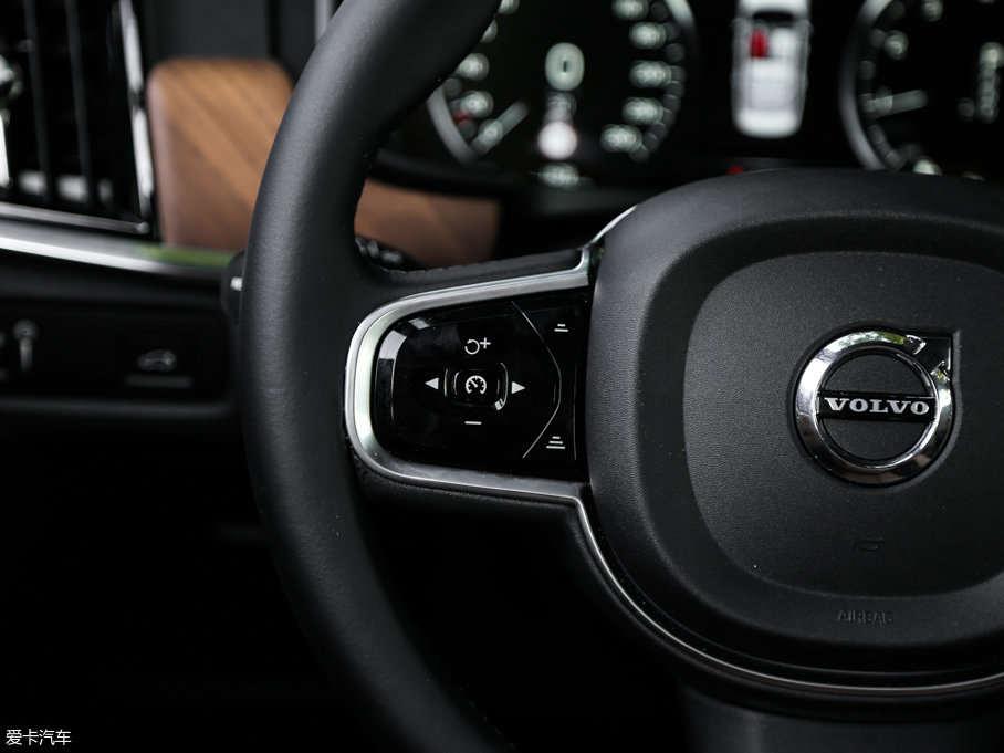 2016֠S90(M(jn)) 2.0T T6 AWD