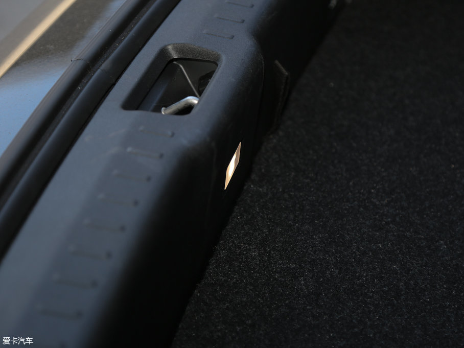 2016֠S90(M) 2.0T T6 AWD