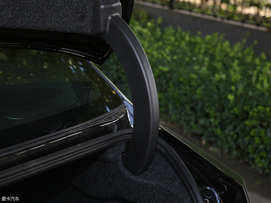 2016֠S90(M) 2.0T T6 AWD