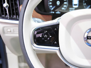 20162.0T T6 AWD п؅^