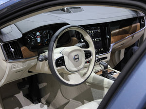 20162.0T T6 AWD п؅^