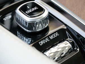 20162.0T T6 AWD п؅^