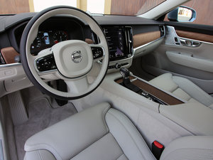 20162.0T T6 AWD п؅^