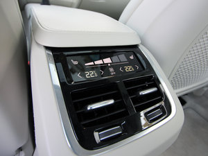 20162.0T T6 AWD п؅^