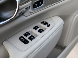 20162.0T T6 AWD п؅^