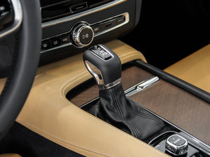 20162.0T T6 AWD п؅^(q)