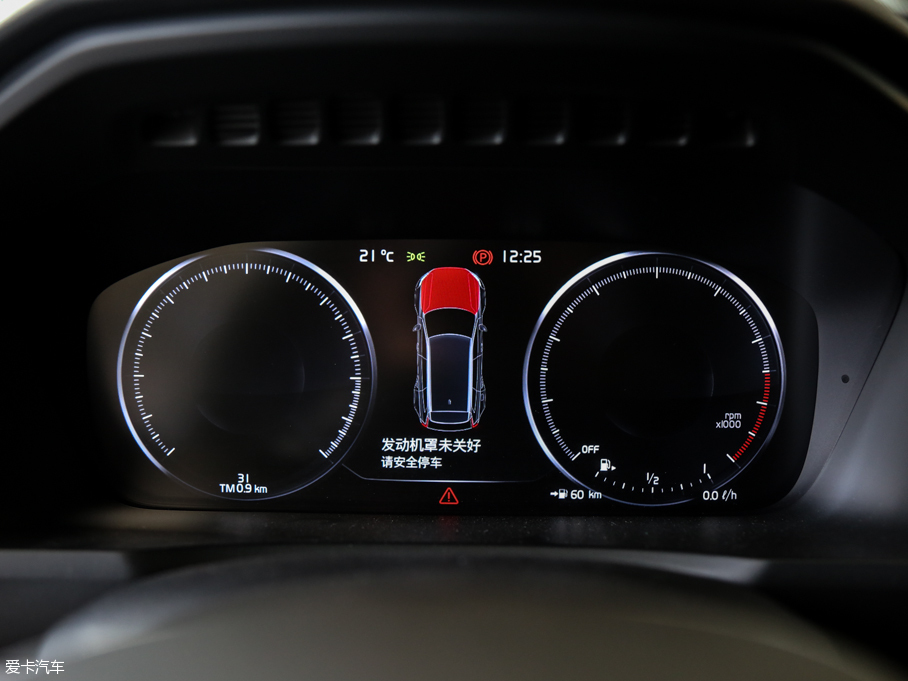 2016���֠���XC90 ������ T5 ���ݰ�