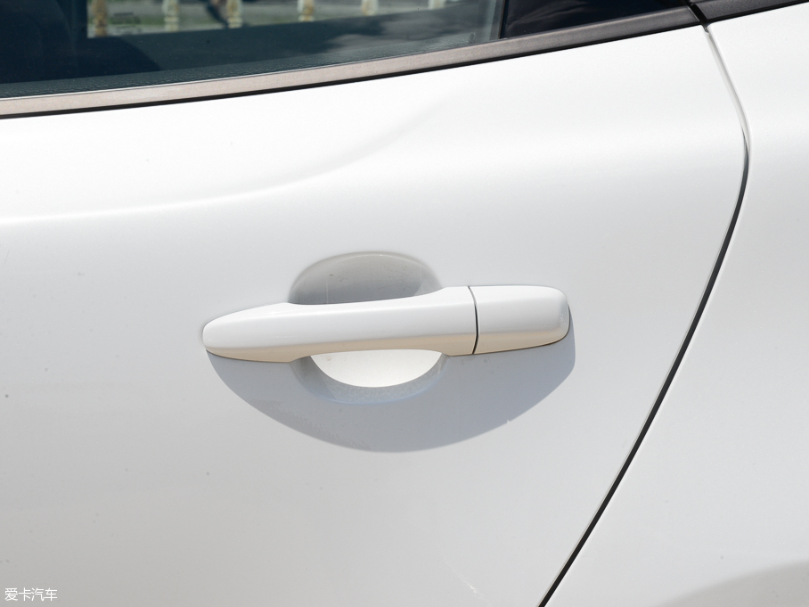 2017���֠���V40 1.5T T3 ���ݰ�