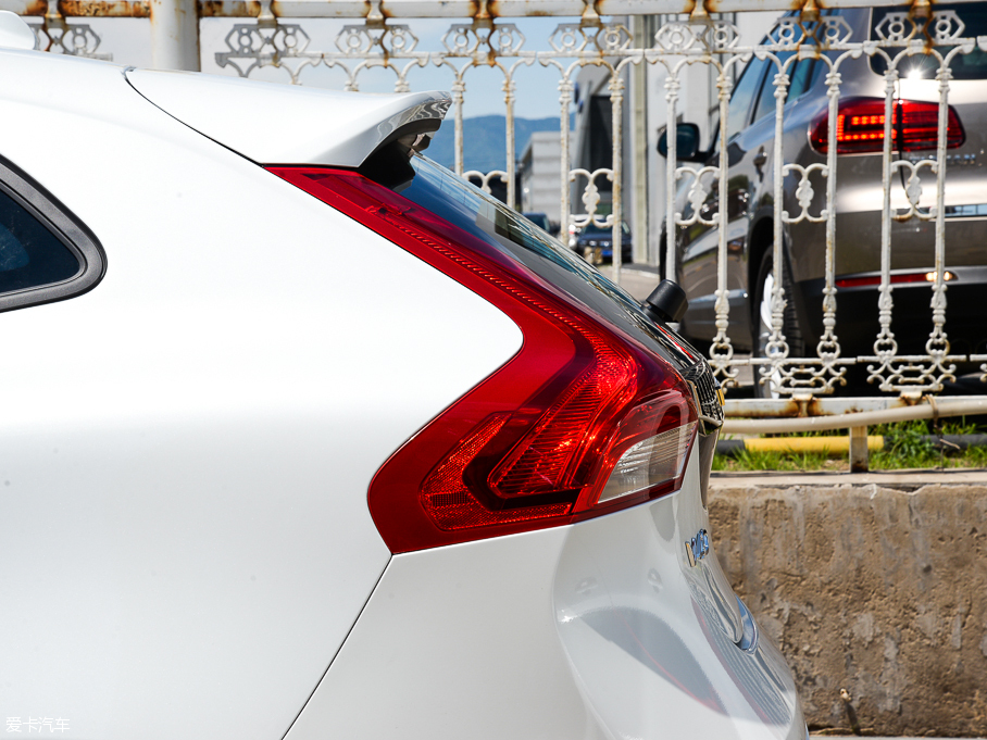 2017֠V40 1.5T T3 ݰ