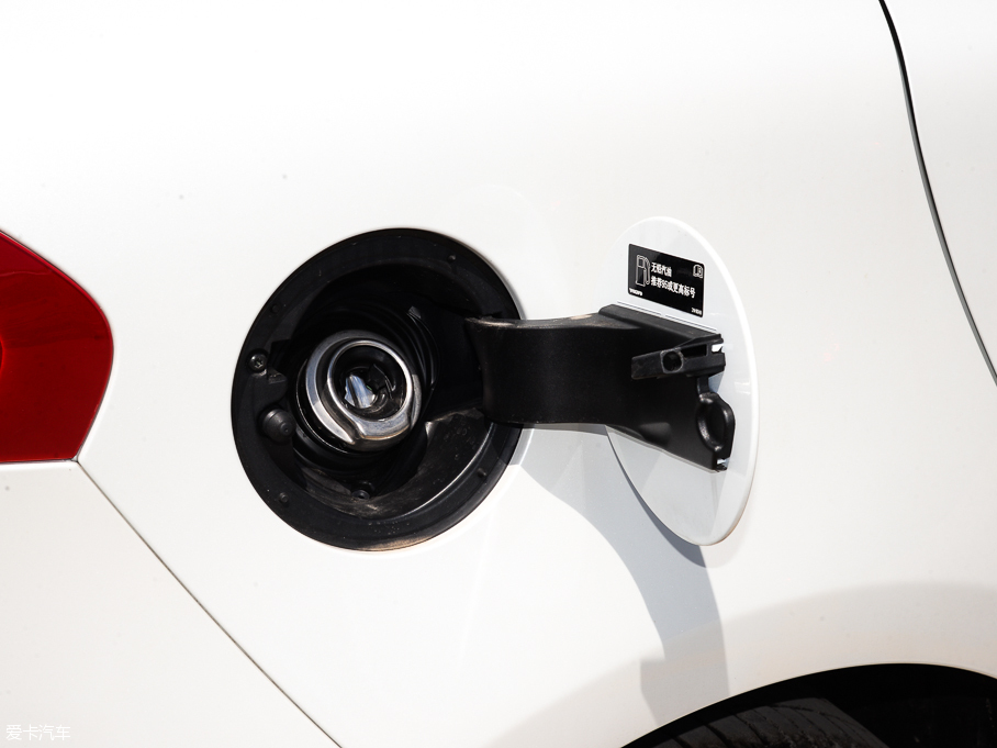 2017֠V40 1.5T T3 ݰ