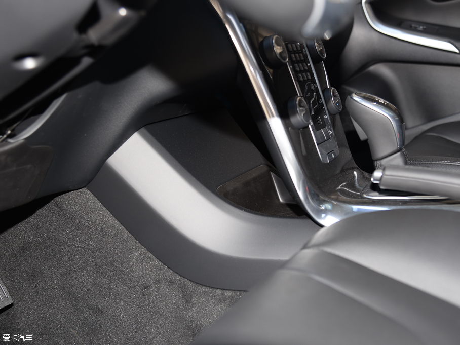 2017֠V40 1.5T T3 ݰ