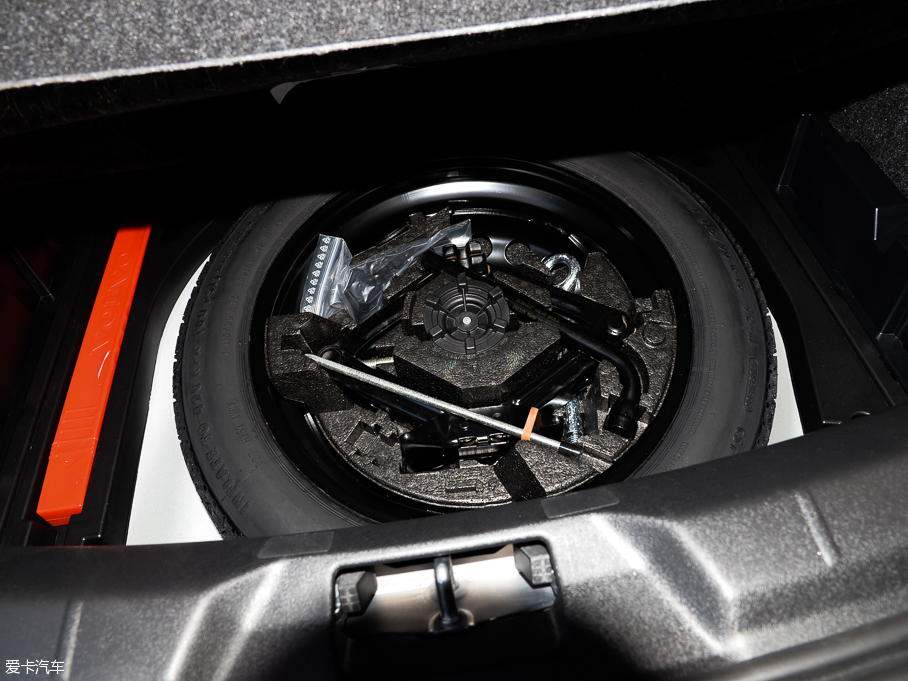 2017֠V40 1.5T T3 ݰ