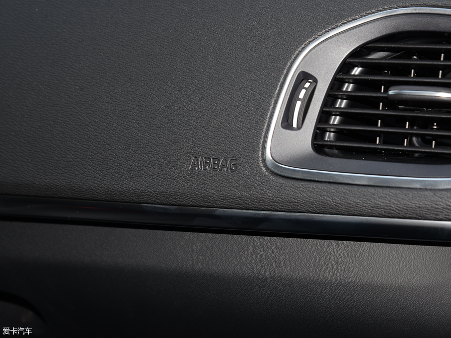 2017֠V40 1.5T T3 ݰ