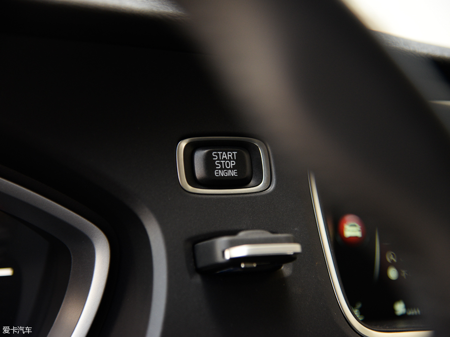 2017֠V40 1.5T T3 ݰ