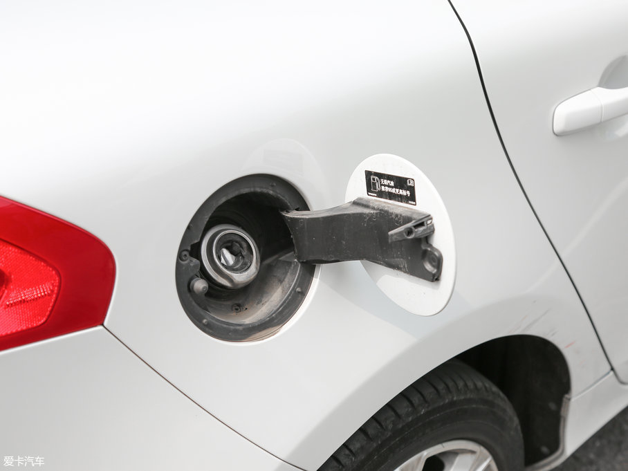 2017֠V40 2.0T T4 Ű