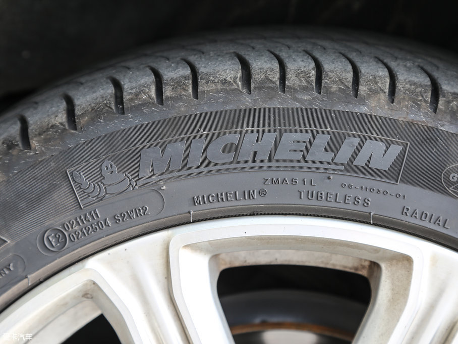 2017֠V40 2.0T T4 Ű