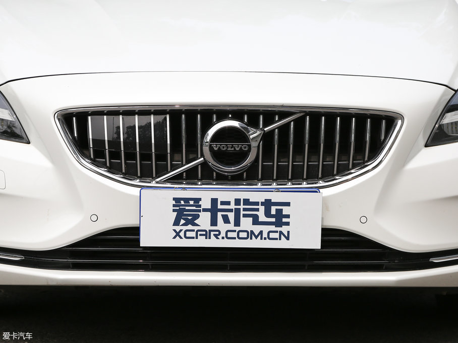 2017֠V40 2.0T T4 Ű