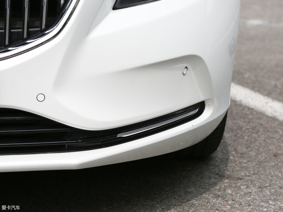 2017���֠���V40 2.0T T4 ���Ű�