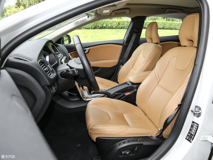 2017֠V40 2.0T T4 Ű