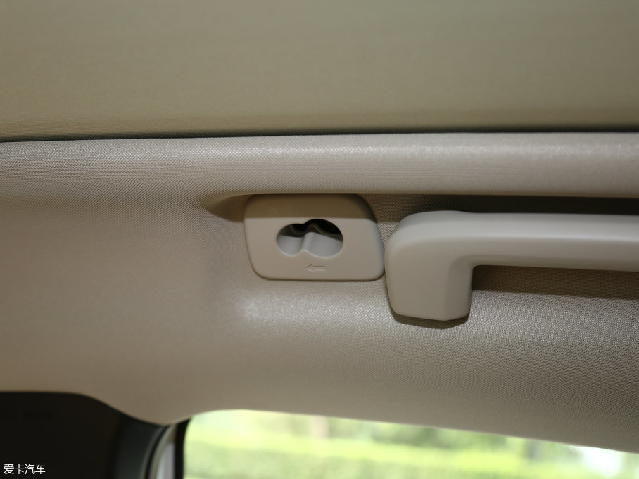 2017֠V40 2.0T T4 Ű