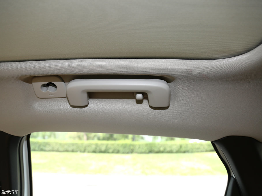 2017֠V40 2.0T T4 Ű