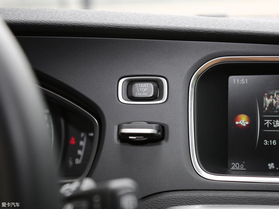 2017֠V40 2.0T T4 Ű