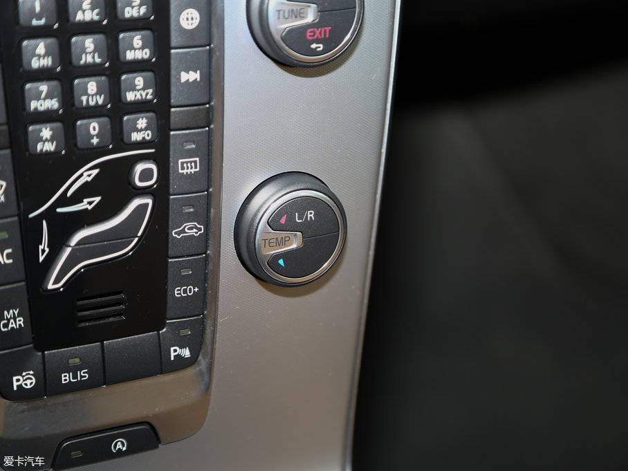 2017֠V40 2.0T T4 Ű