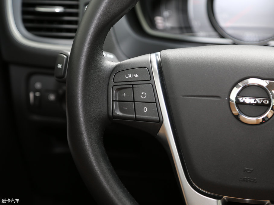 2017֠V40 2.0T T4 Ű