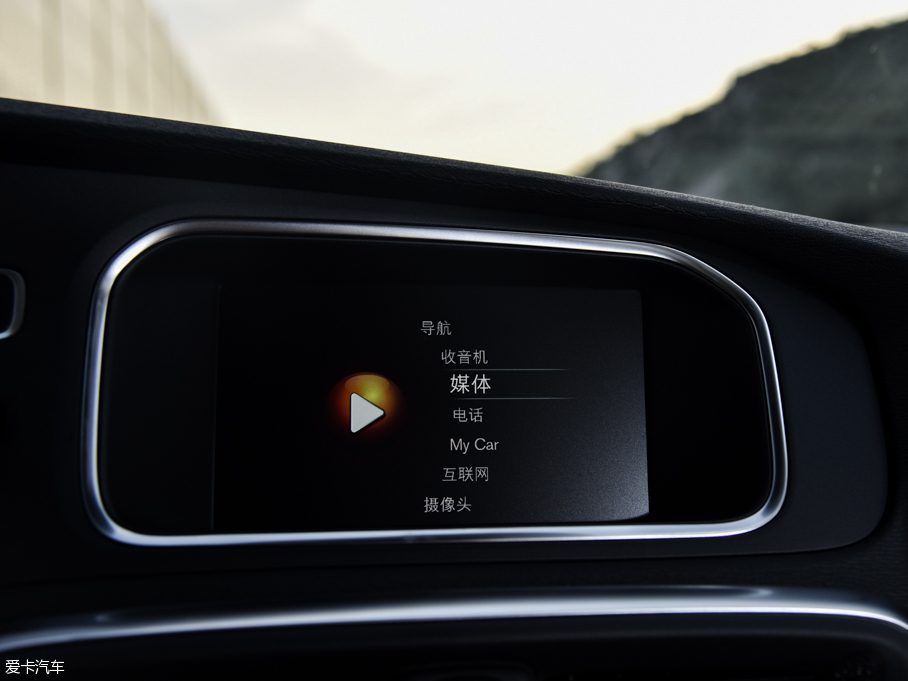 2017V40 Cross Country 2.0T T5 AWDŰ