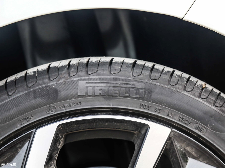 2017V40 Cross Country 2.0T T5 AWDŰ